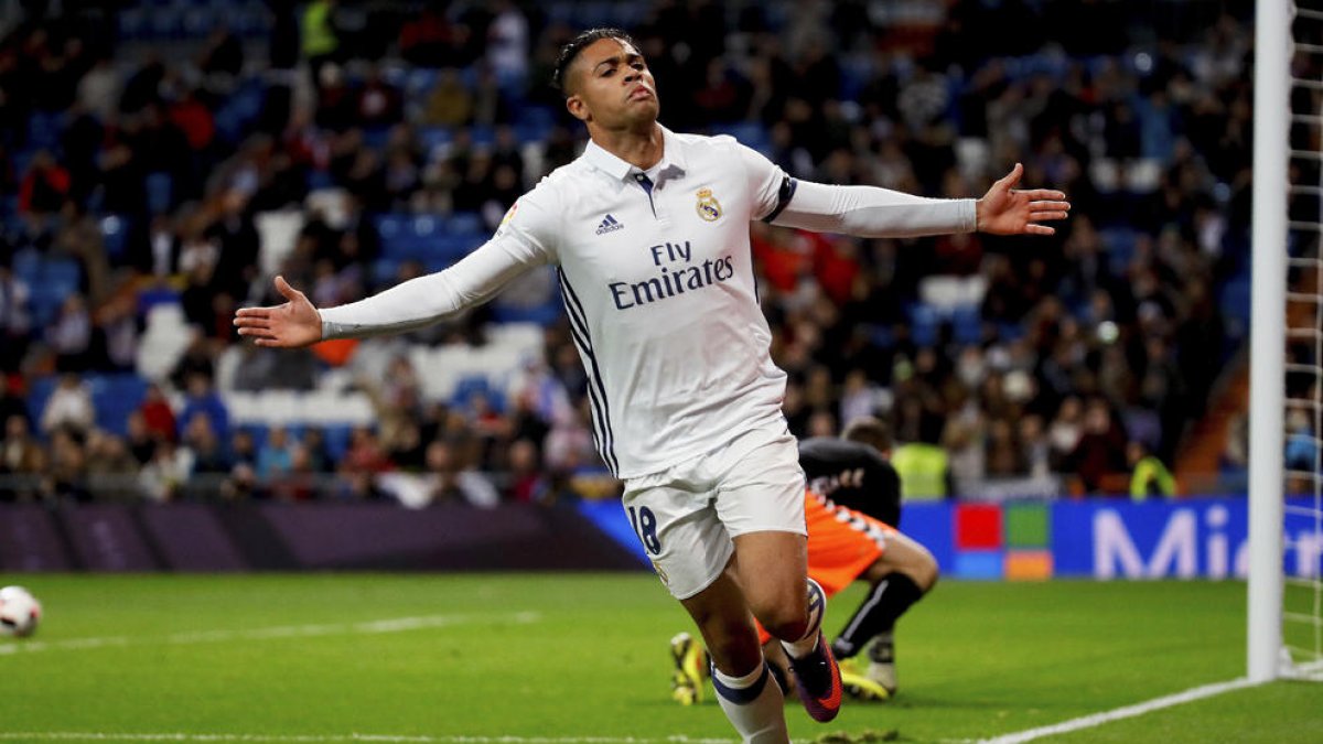 El Reial Madrid s'exhibeix a la Copa abans del clàssic