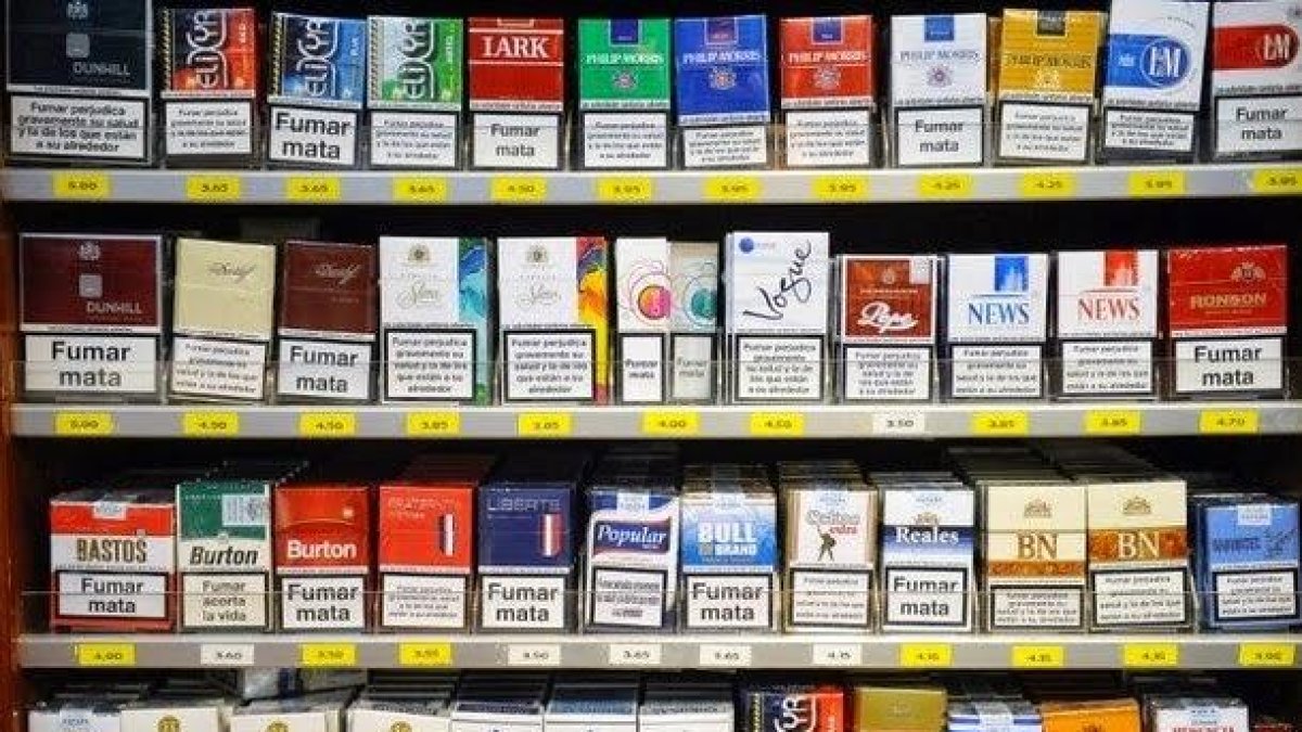 El govern espanyol apuja el preu del tabac i s'augmenta el diferencial amb el Principat