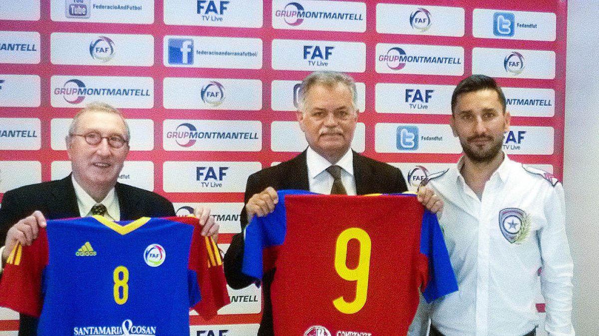 Les seleccions de base, 'assegurades'