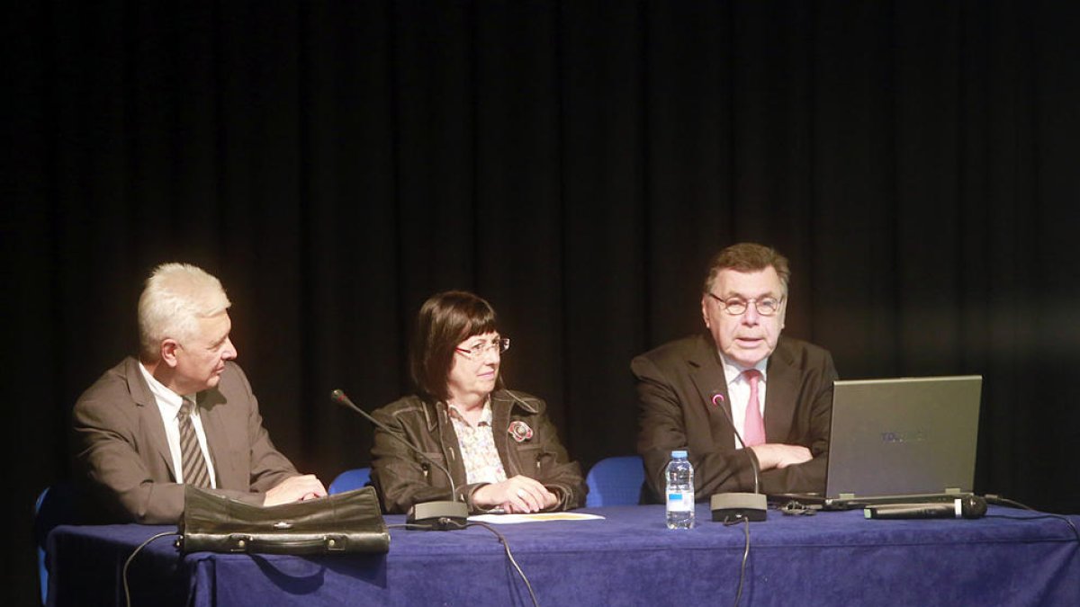 El document de voluntats anticipades es tramitarà a la tardor