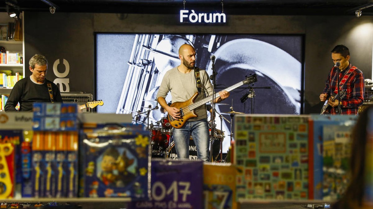 Komanem: en absolut callats