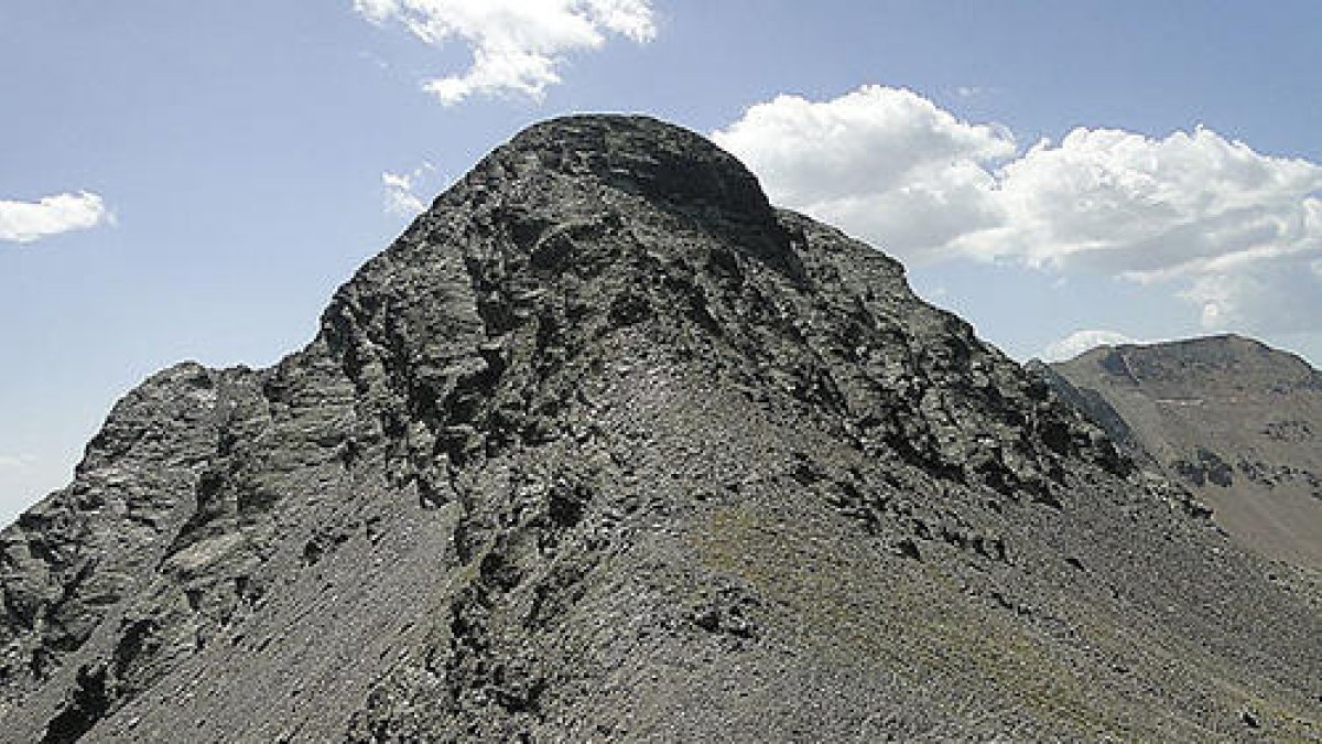 Un resident espanyol mor per una caiguda fent ràpel a la Massana