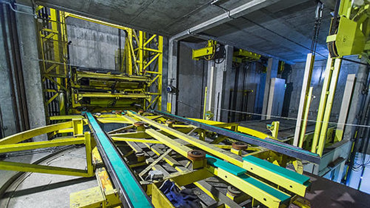 Conxita Marsol creu que l'obra dels Pouets no estarà llesta aquest mes