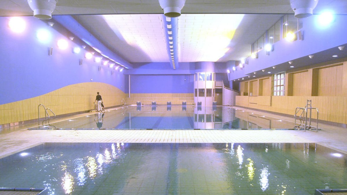 El comú tancarà les piscines mig any al juliol per renovar-ne els vestidors