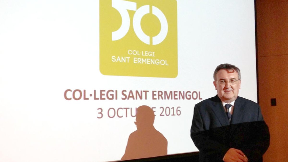 “A part de la instrucció, fem una educació amb valors”