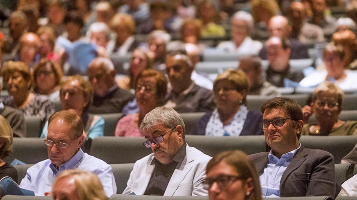 Inquietud per la situació del comú i pel futur de Naturlandia
