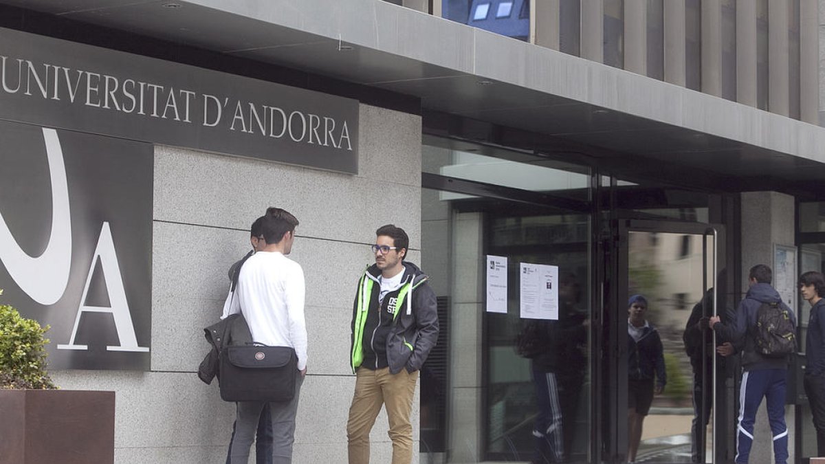 UL vol una “aposta decidida” per a la internacionalització de l'UdA