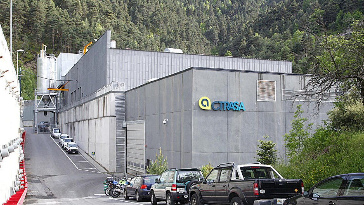 Ctrasa afirma que no hi ha mal ambient laboral