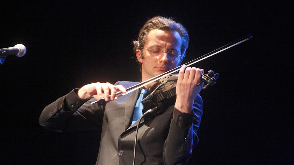 “Espero que l'idioma o la política no impedeixi escoltar una música”