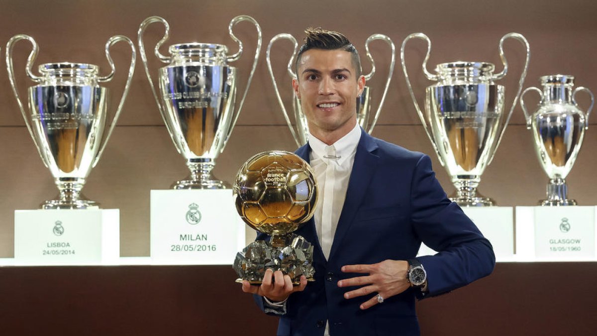 Cristiano creu que si jugués amb Messi tindria més Pilotes d'or