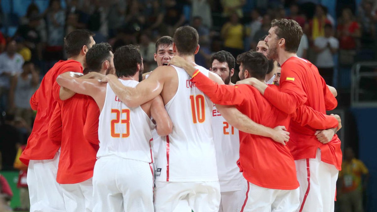 L'Espanya de Gasol passa per sobre de França i lluitarà per les medalles en bàsquet