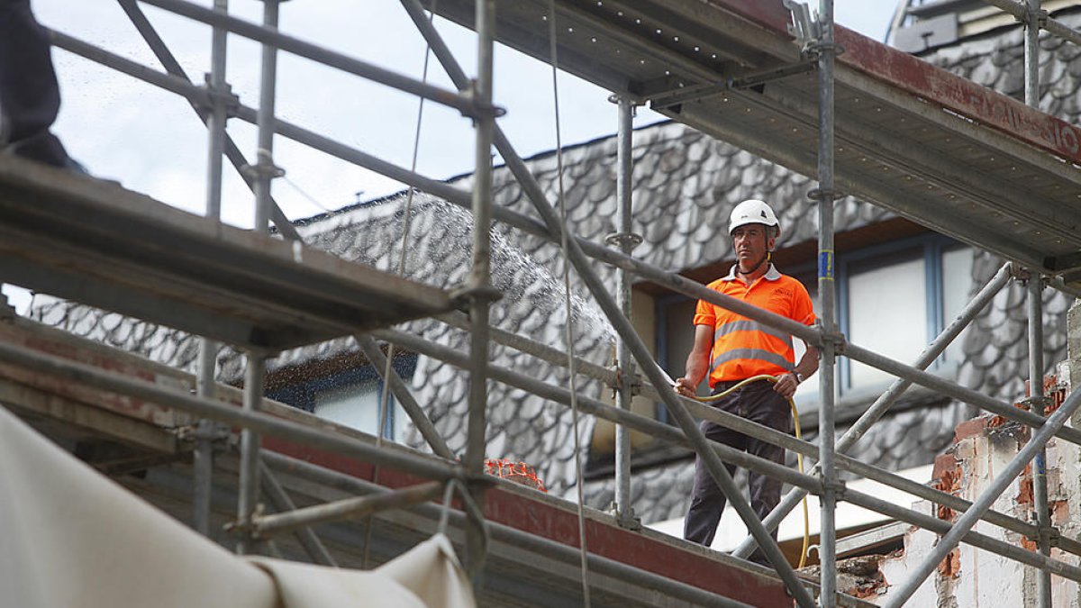 L'AGIA celebra que el Govern plantegi obrir noves quotes