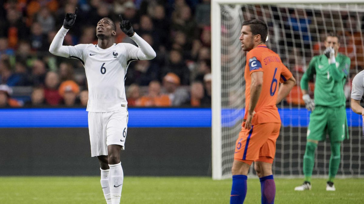 Un gol de Pogba en la primera meitat dóna el triomf a França davant Holanda
