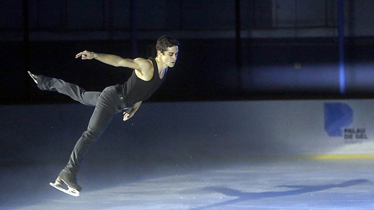 Javier fernández porta el patinatge de luxe a Canillo