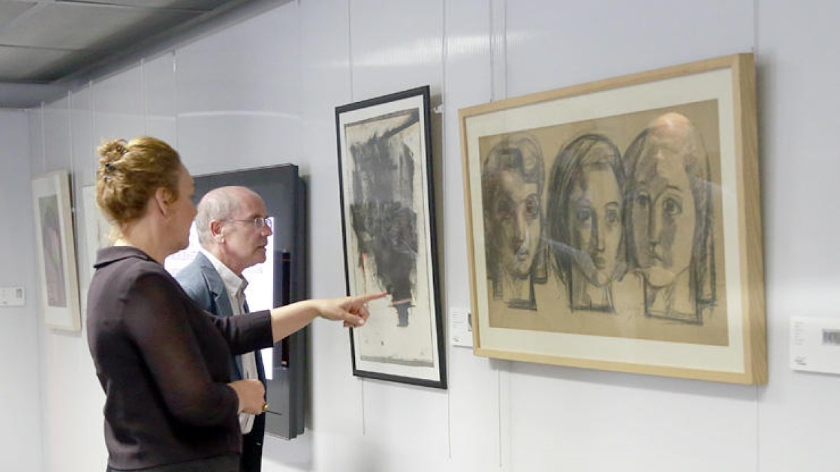 'Art a consciència' ofereix fins diumenge 40 obres d'art per lluitar contra l'Alzheimer