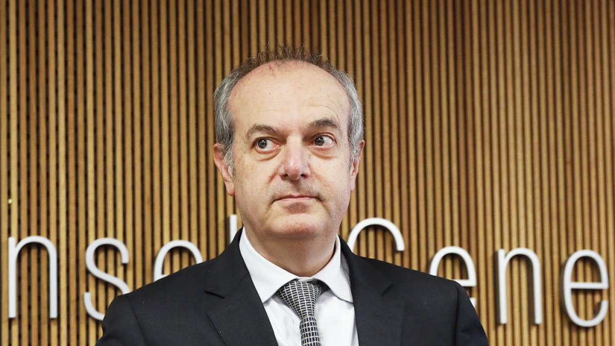 Nous impostos a refrescos i tabac per finançar la sanitat