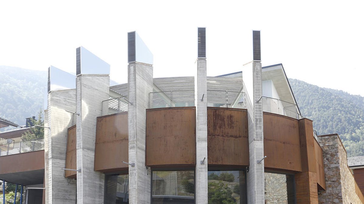 El comú rep cinc propostes per explotar el Centre de Congressos