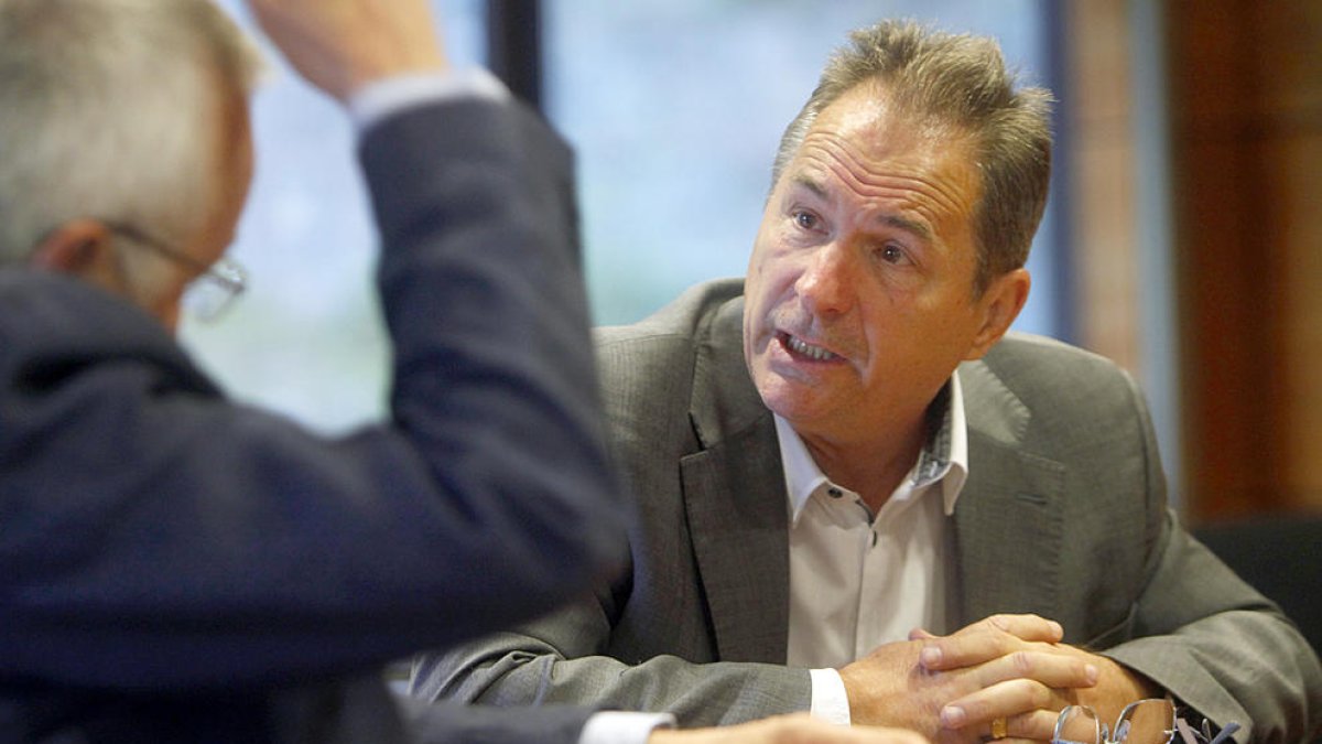 L'escola de pilots d'avió rep 36 sol·licituds