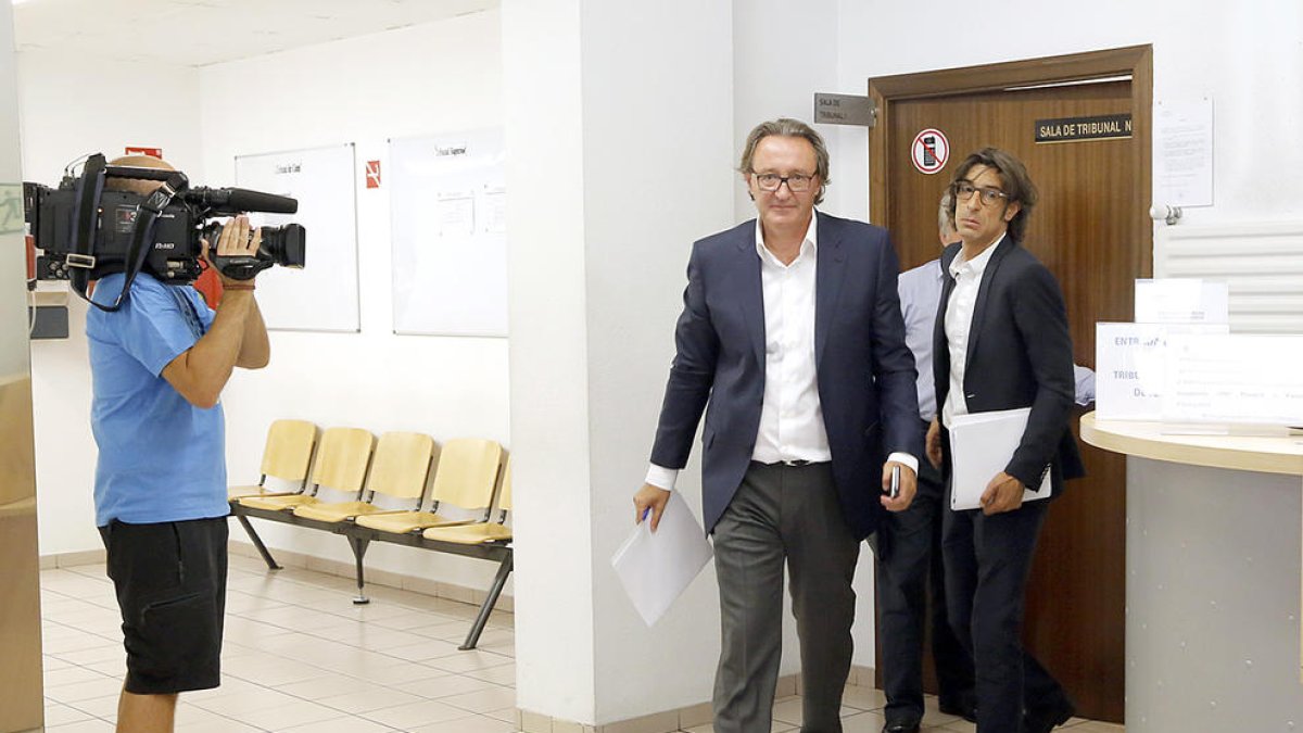 Cierco acusa Espanya de la nota de la FinCEN