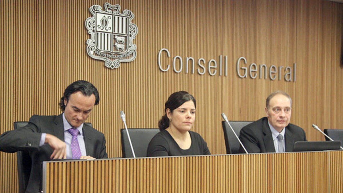 El TC ajorna fins al gener la decisió sobre la llibertat de Miquel