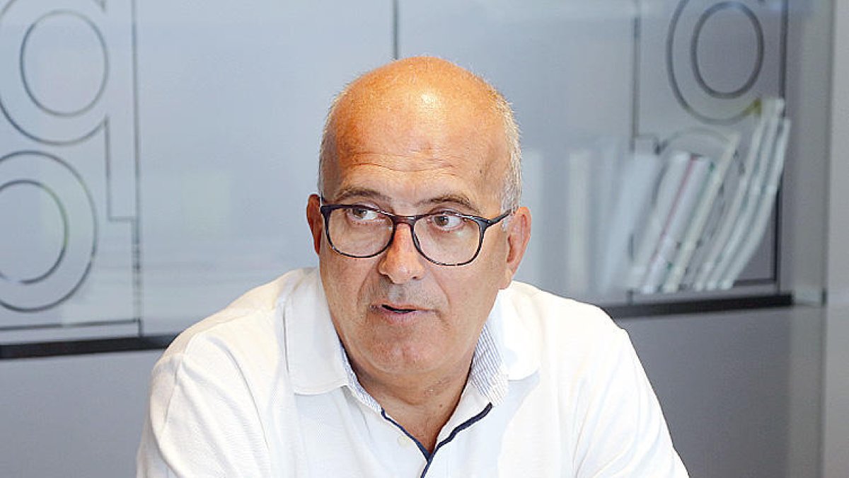 “Volem eixugar el deute sense perjudicar interessos esportius”