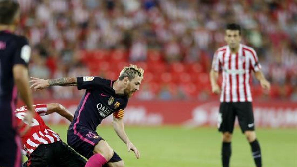 Un gol de Rakitic dóna el triomf al Barça a San Mamés