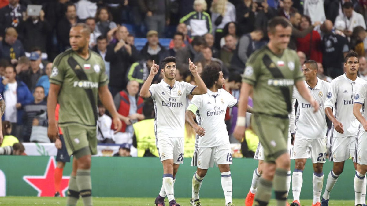 El Reial Madrid es desfà sense complicacions del Legia polonès
