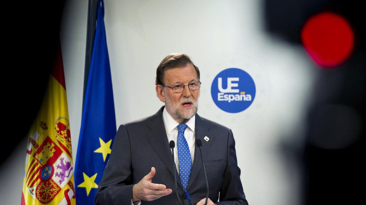 Rajoy admet que tindrà dificultats per governar si resulta investit