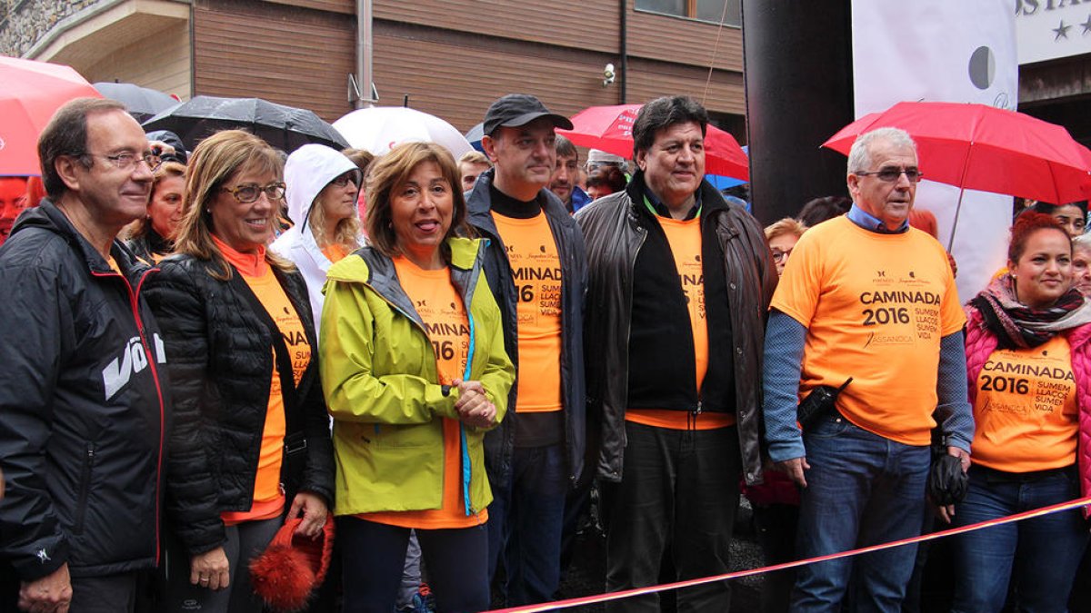 Assandca recapta més de 7.500 euros durant la setmana contra el càncer de mama