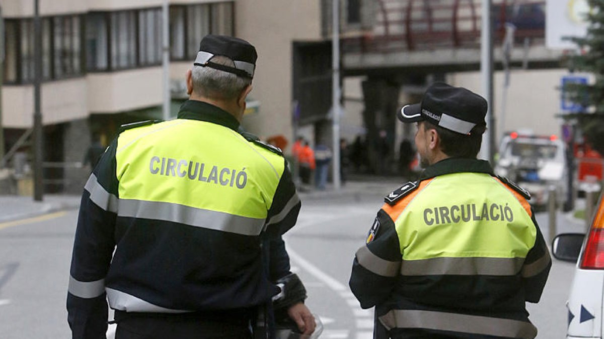 La capital i Escaldes apliquen la Llei de la funció pública