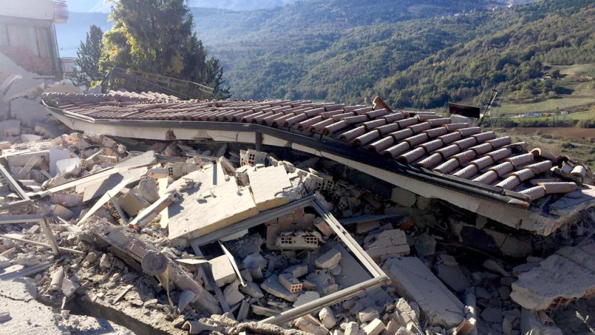 Itàlia viu el terratrèmol més potent dels darrers 30 anys