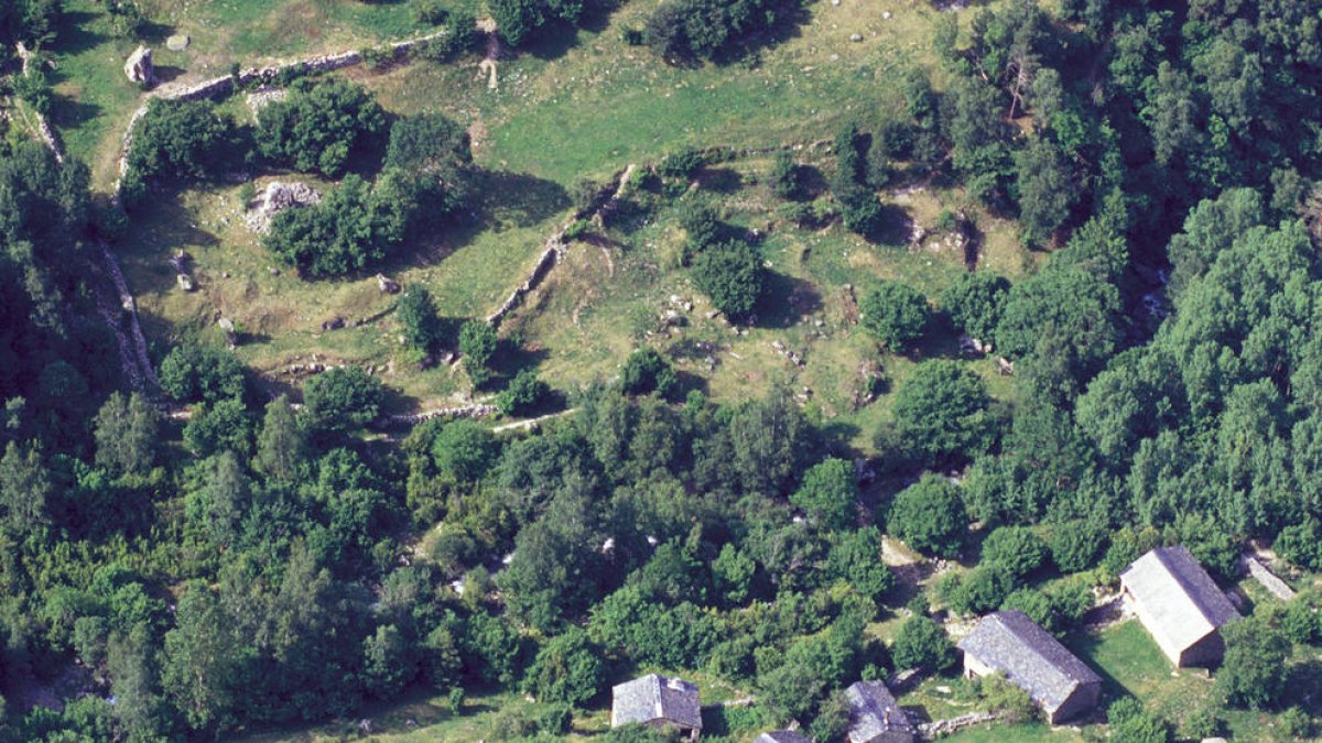 Els cortalans estan en contra de pagar la taxa d'habitatge comunal