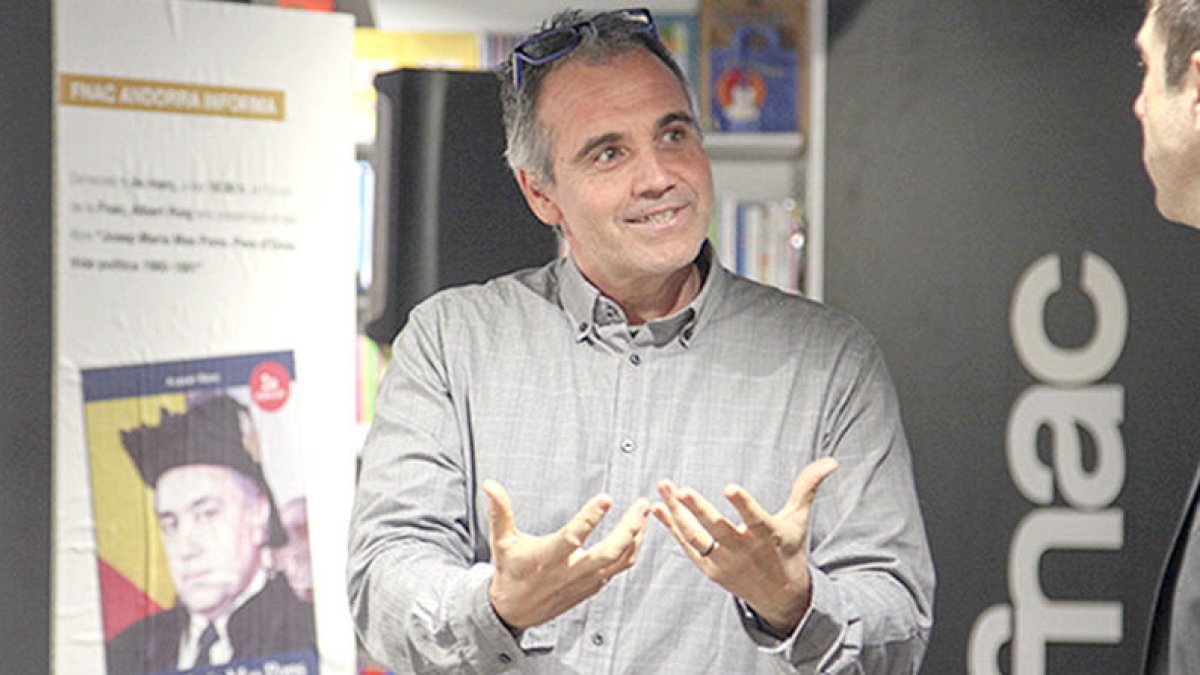 El llibre d'Albert Roig recala al fòrum de l'FNAC