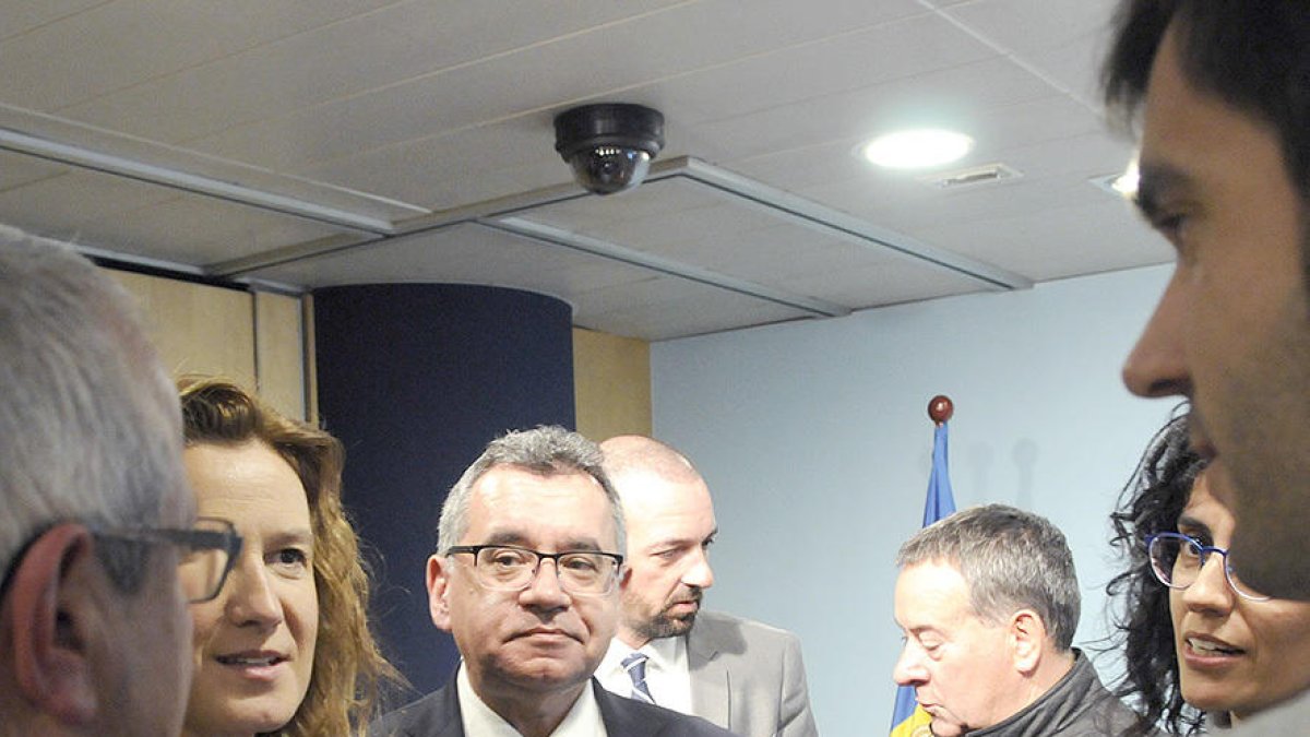 Govern fixa límits per no acaparar les ajudes als vehicles elèctrics