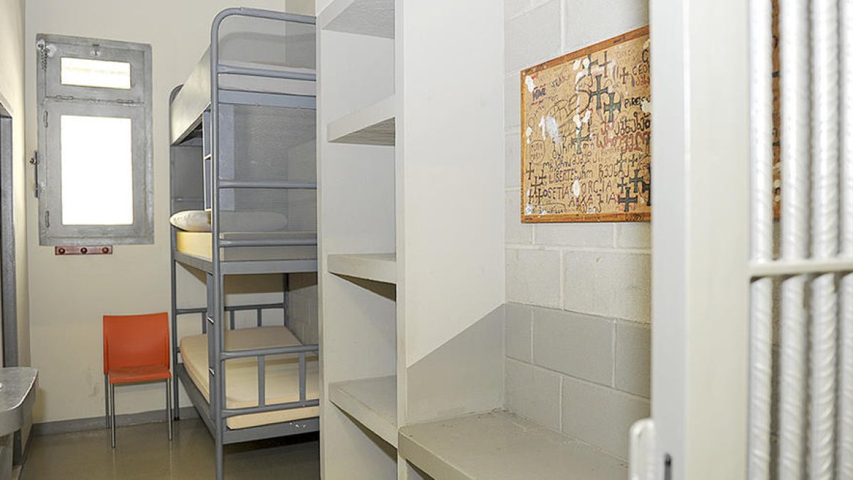 A dormir a la presó