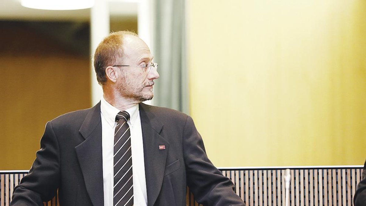 SDP vol que se suprimeixi la congelació de transferències