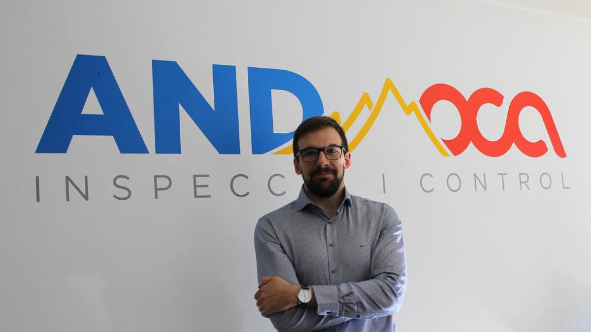 Entre els avions i la seguretat