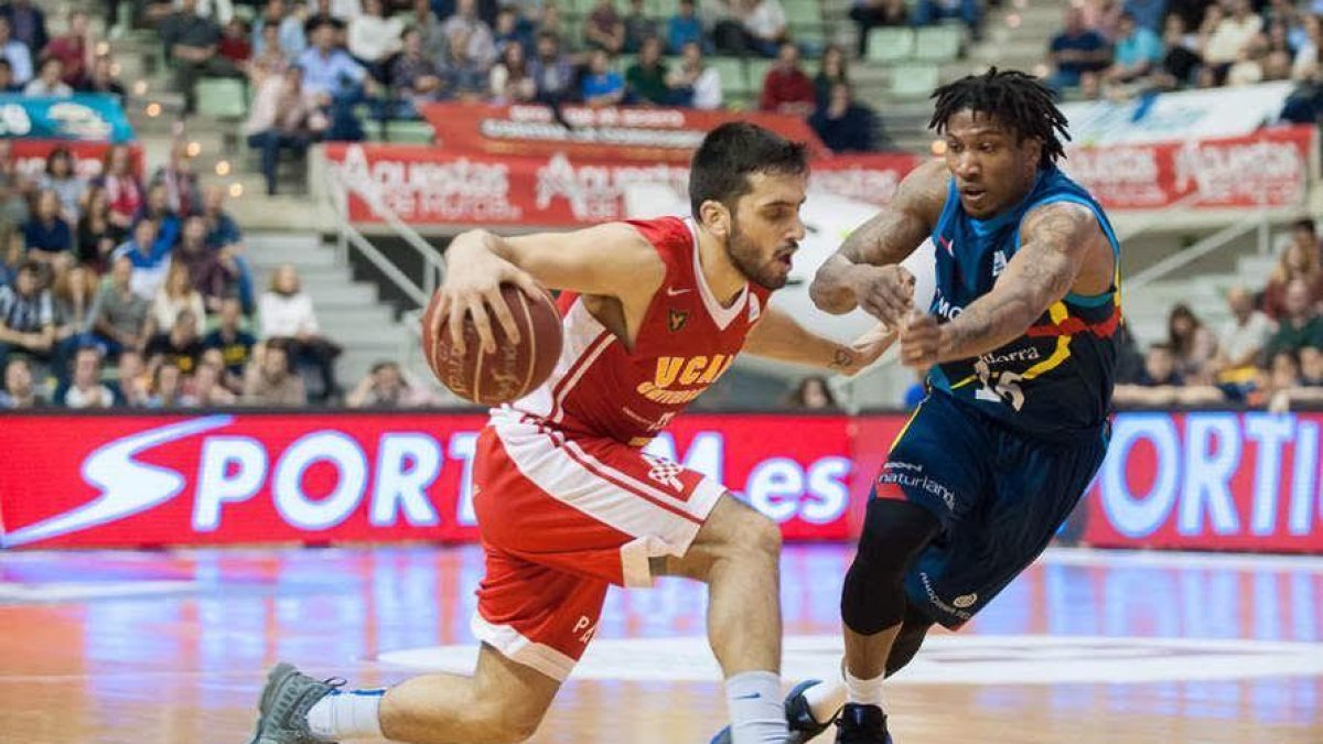 El MoraBanc cau amb estrètip a Múrcia (77-53)