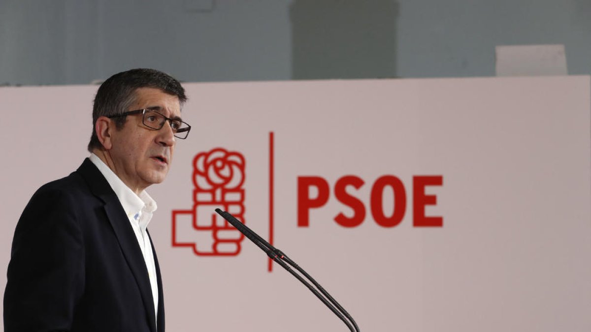 Patxi López obre la porta a Pedro Sánchez