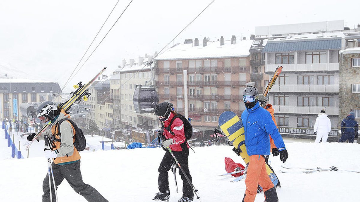 Els hotels de peu de pistes registren plena ocupació el cap de setmana