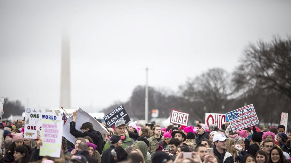 La 'Marxa de les dones' aplega centenars de milers de persones