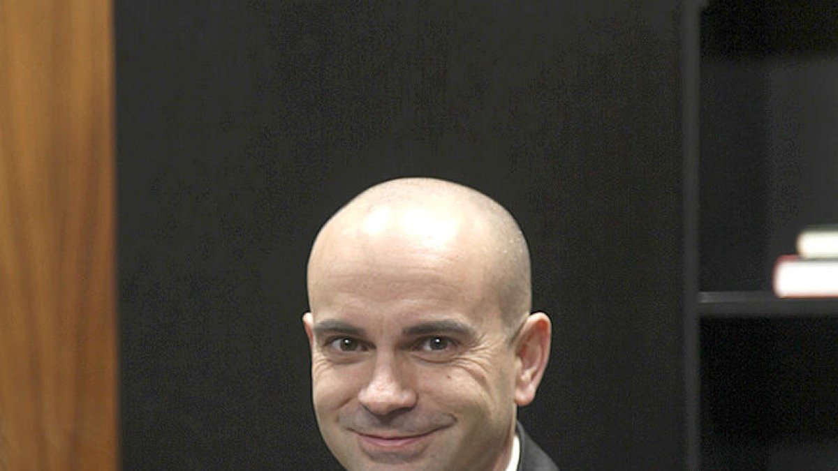 “L'art neix amb l'àgora, amb l'expressió i el pensament”