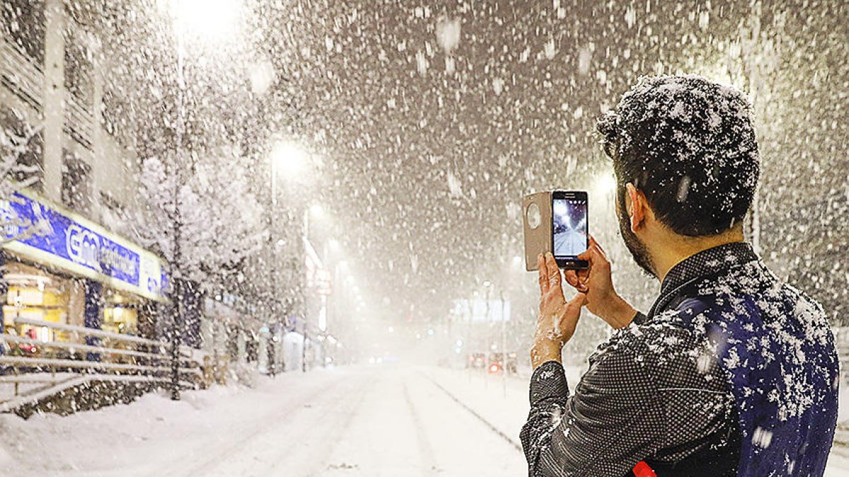 Intensa nevada i equipaments a tot el Principat