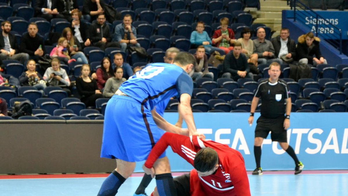 Andorra s'acomiada rebent una golejada de França