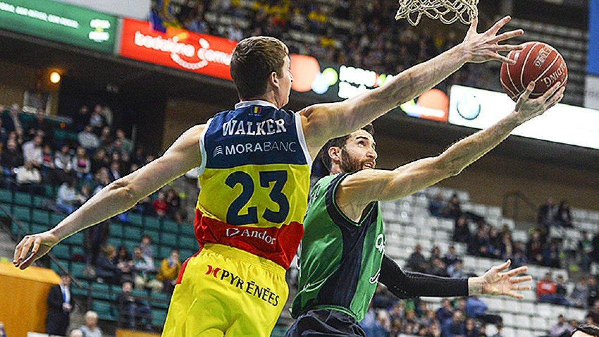 El Joventut fa baixar el MoraBanc del núvol