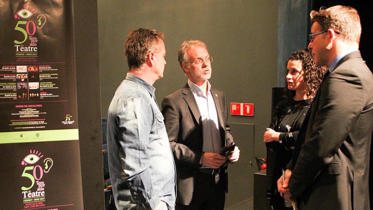 La presentació, que ha tingut lloc al Teatre Comunal, ha anat a càrrec de Marc Pons i Jan Cartes per part d'Andorra la Vella i de Josep Roig i Laura Rogé per part de Sant Julià de Lòria.