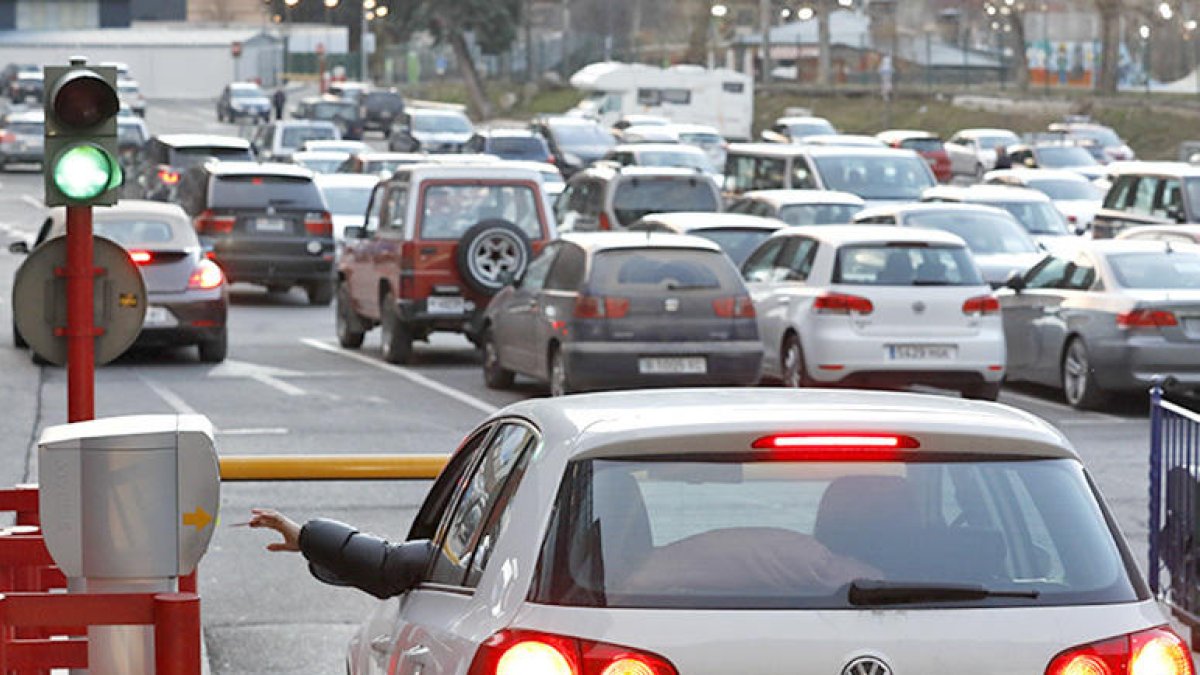 El comerç de Riberaygua critica els preus dels pàrquings