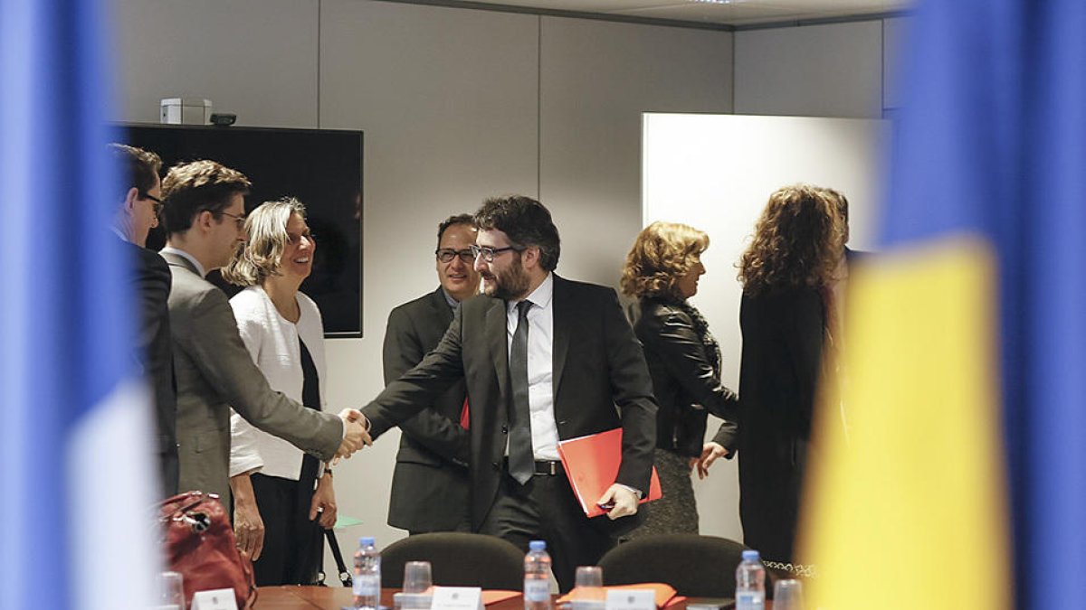 La comissió mixta francoandorrana debat sobre l'evolució dels sistemes educatius