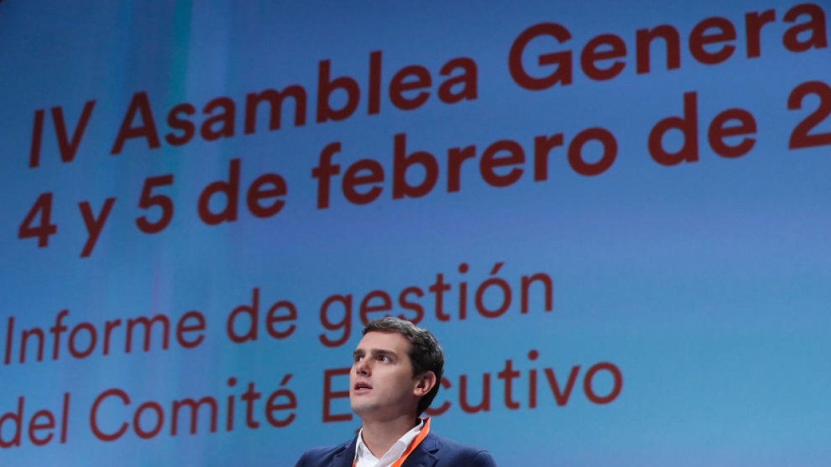 Ciutadans es defineix com a liberal progessista