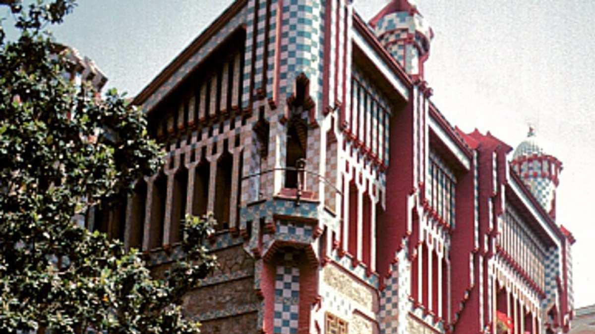 MoraBanc preveu que Casa Vicens obri al públic a la tardor i que aculli 150.000 visitants a l'any
